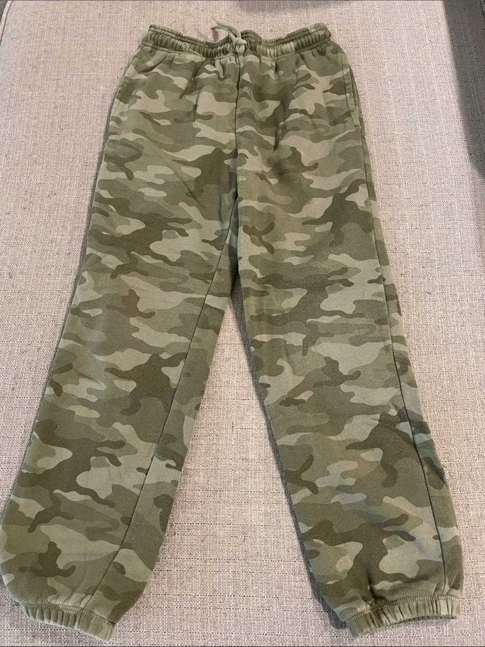 GAP Olive Green Camo Kids Jogger Sweatpants